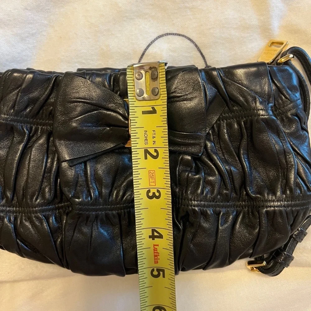 Prada Nappa Gauffre wristlet - Picture 6 of 12